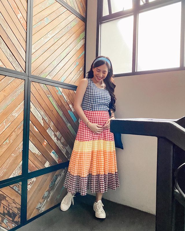 Tetap Stylish! Ini Inspirasi Gaya Artis Indonesia Saat Hamil