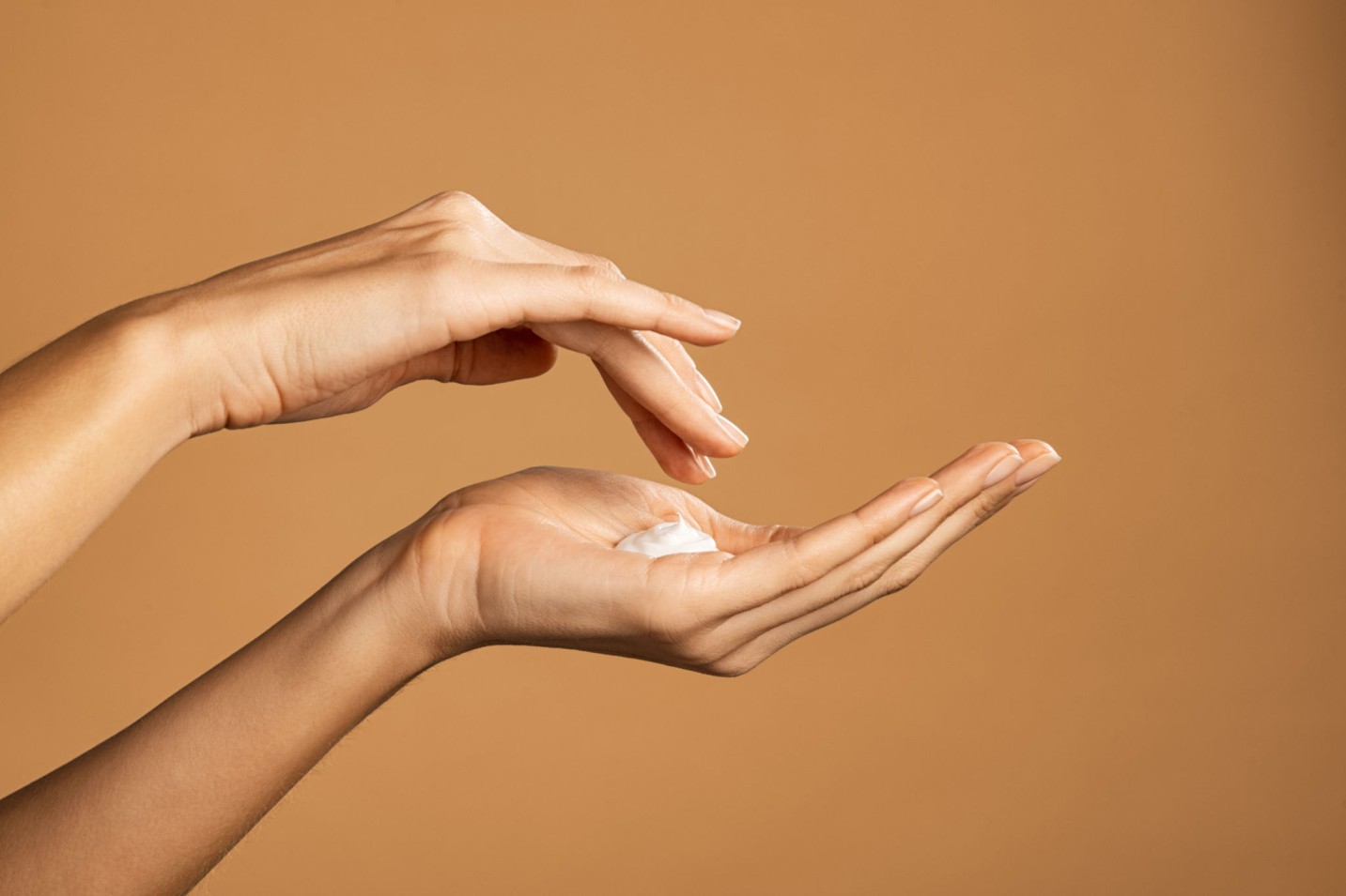 produk hybrid sunscreen