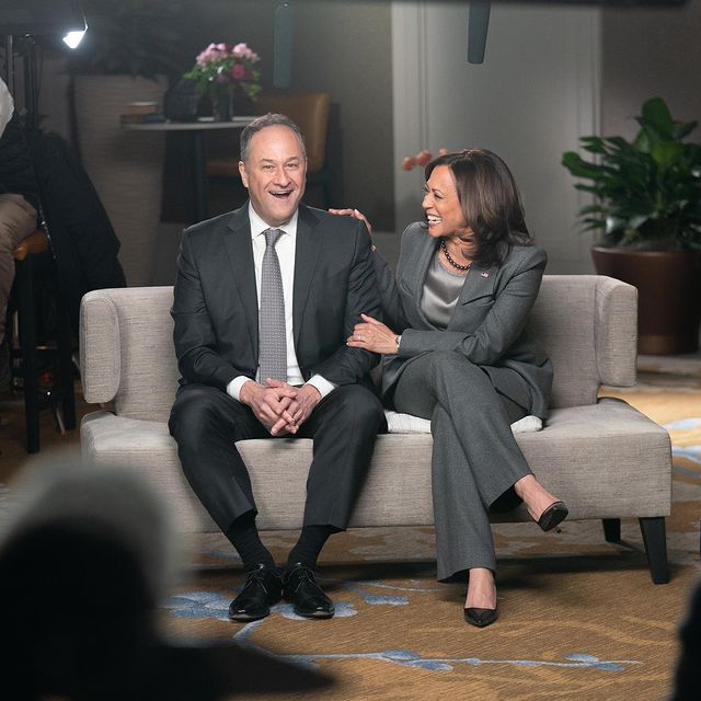 Blazer elegan ala Kamala Harris