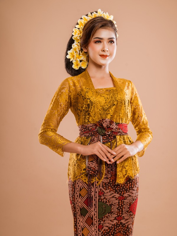 kebaya, hour glass, slim