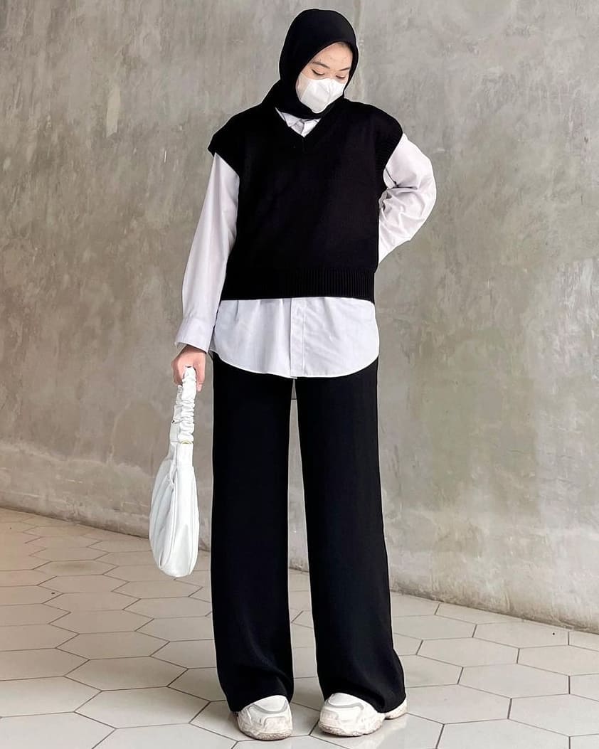 outfit kemeja putih wanita knit vest