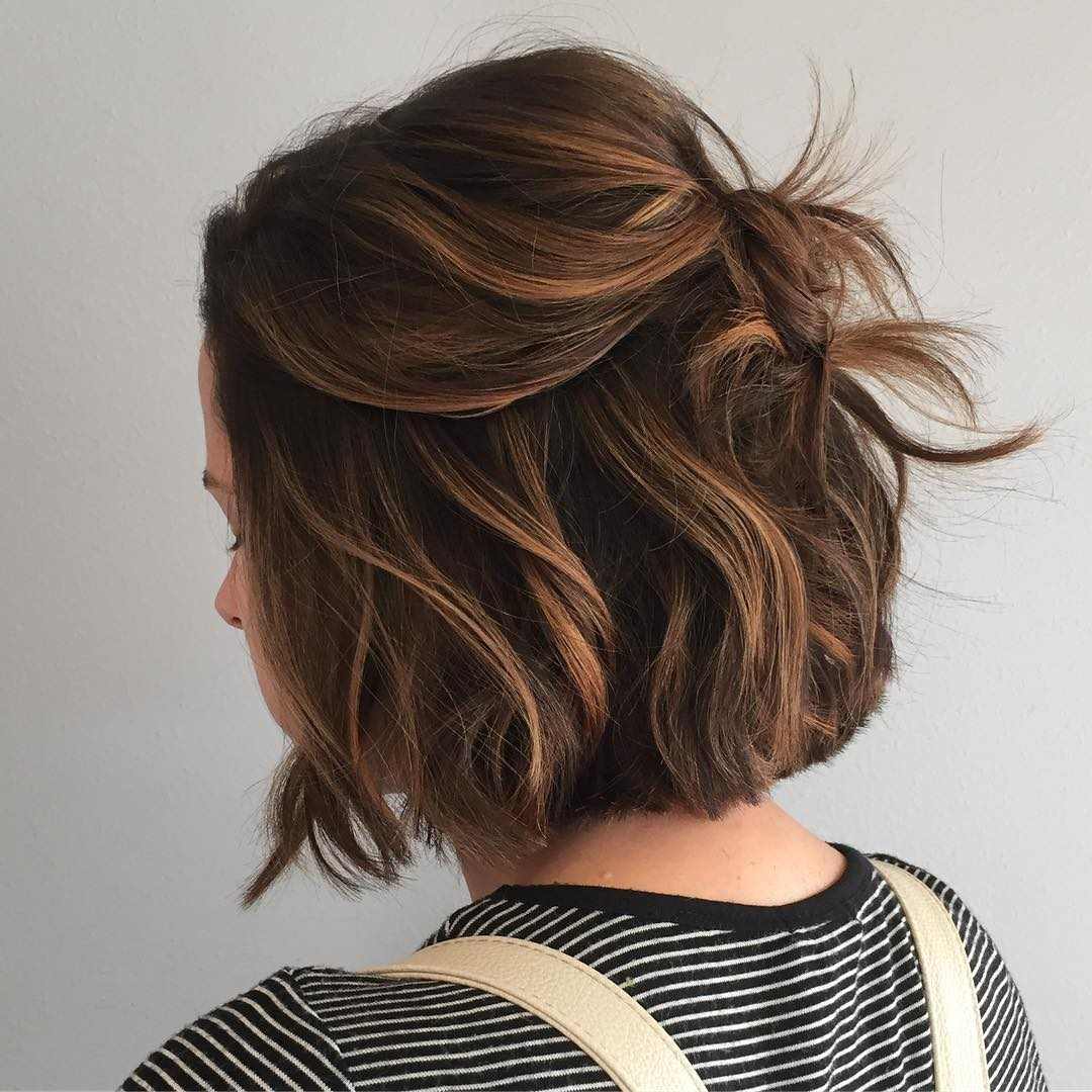 Warna rambut yang bagus untuk rambut pendek