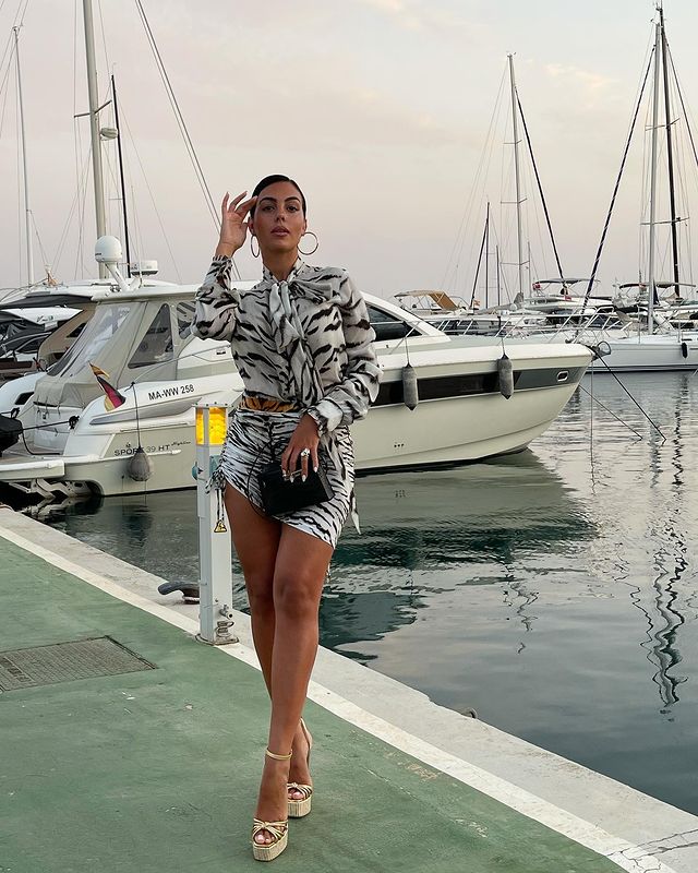Gaya mewah Georgina Rodriguez, istri Cristiano Ronaldo