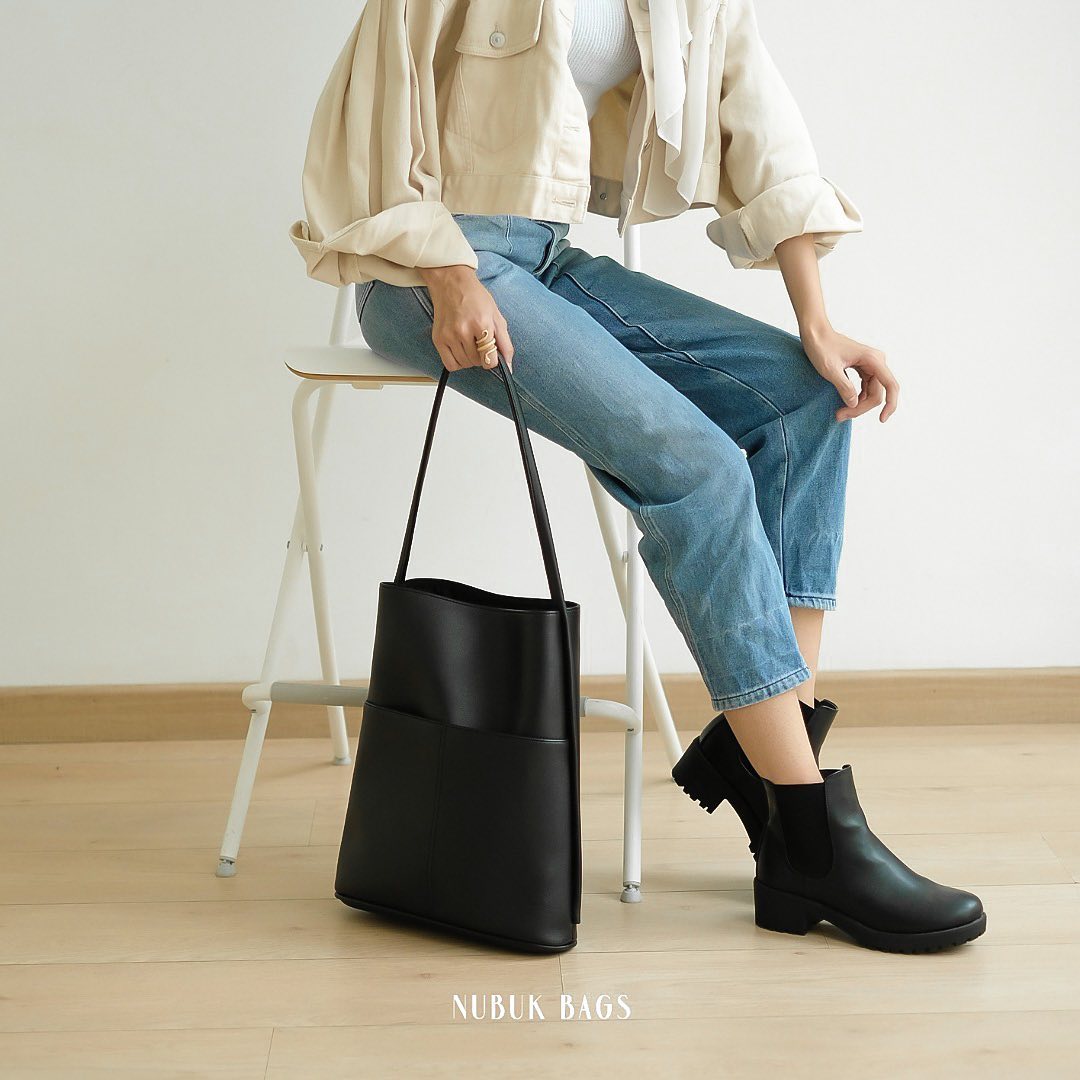 model tas