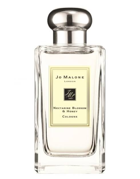 rekomendasi parfum aroma manis dan segar,  parfum aroma manis dan segar, parfum, parfum fresh
