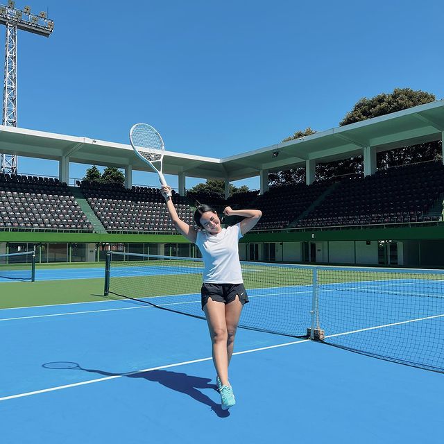 Sporty dan Stylish, Gaya Artis Indonesia Saat Main Tenis