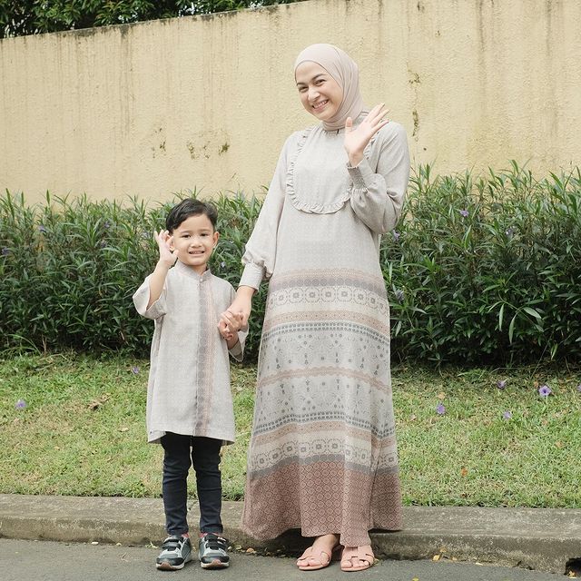 inspirasi gamis model terbaru