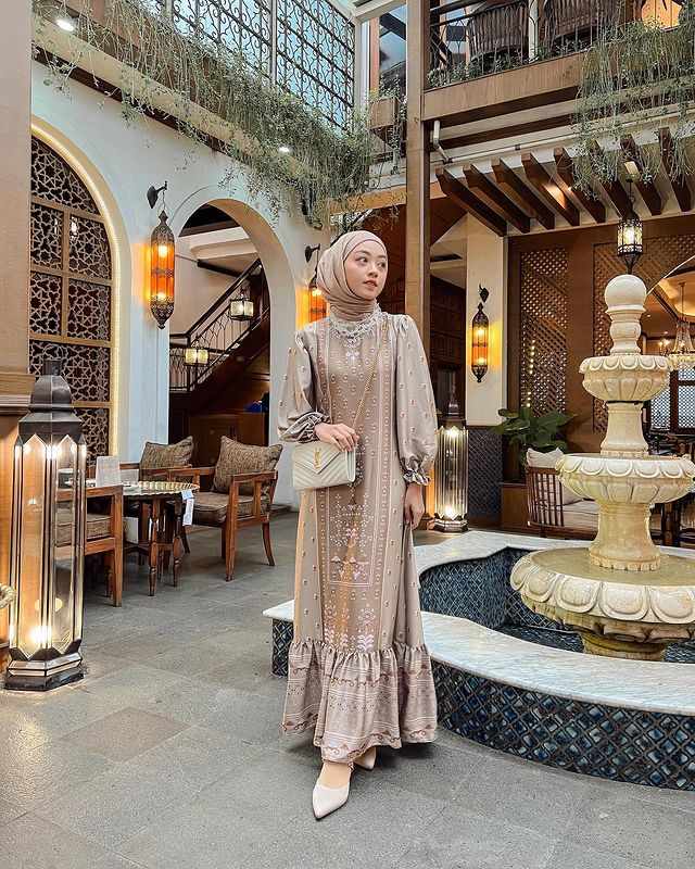 inspirasi gamis model terbaru