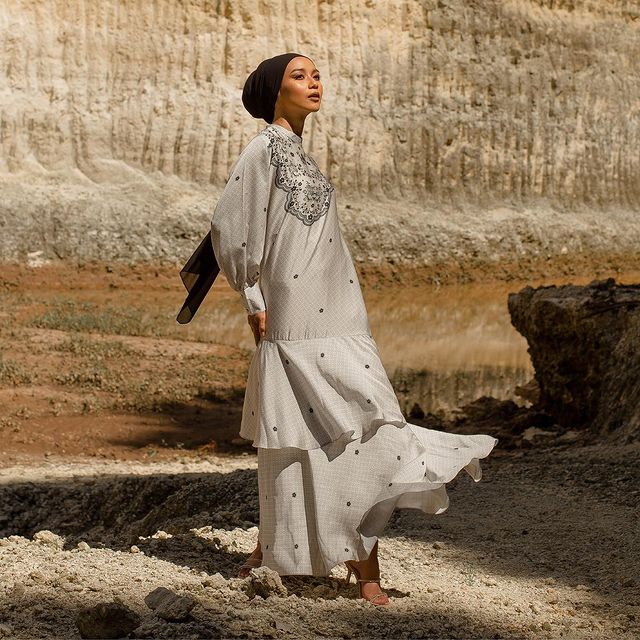 Model gamis simple tapi mewah