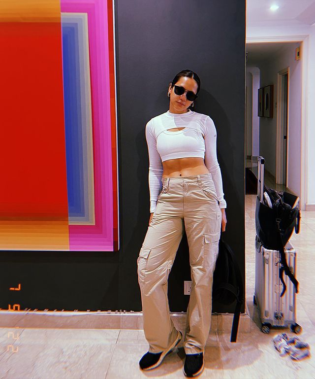 Anti Ribet, ini Outfit Pevita Perace yang Bisa Kamu Coba
