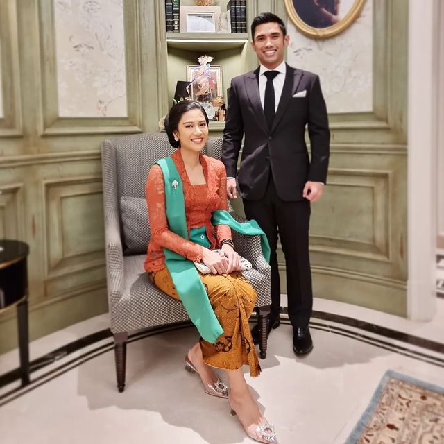 model kebaya simple modern, model kebaya pesta