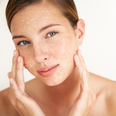 skincare malam hari, double cleansing, perawatan wajah