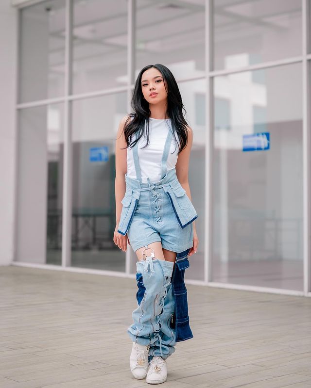 gaya fashion khas lyodra ginting