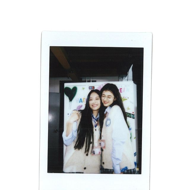 Hanni dan Danielle anggota yang tidak asli Korea