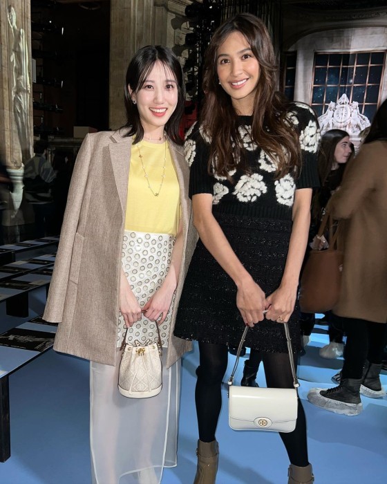 beby tsabina dan mikha tambayong di tory burch new york fashion week 2023