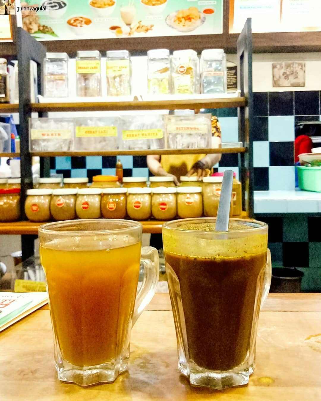 Jamu. Jamu Bukti Mendjos. Jamu tradisional.