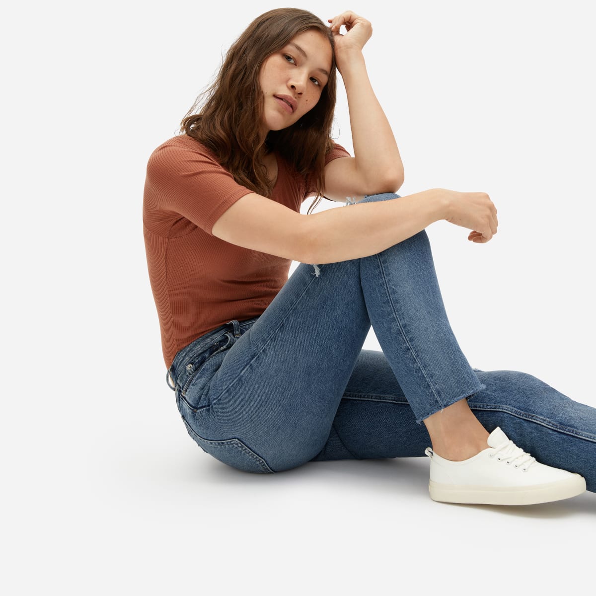sepatu putih wanita kekinian