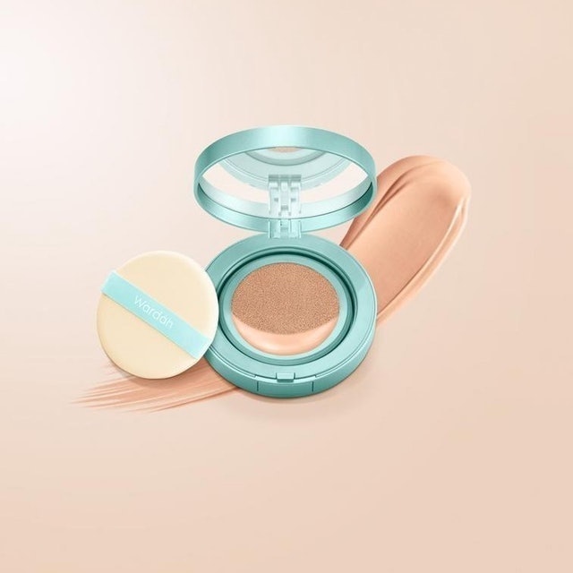 5 Rekomendasi Cushion Untuk Kulit Berminyak, Penasaran?