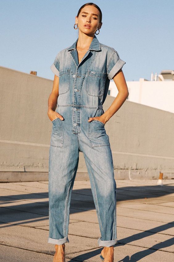(Jumpsuit berbahan denim. Foto: Dok. Pistola Denim/Pinterest)