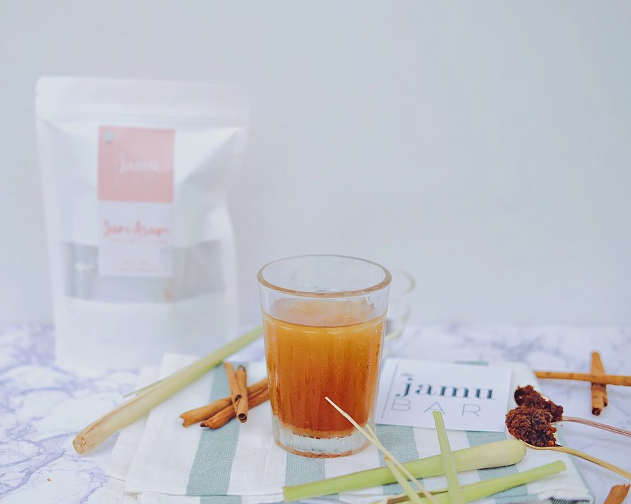 Jamu. The Jamu Bar. Jamu Tradisional.