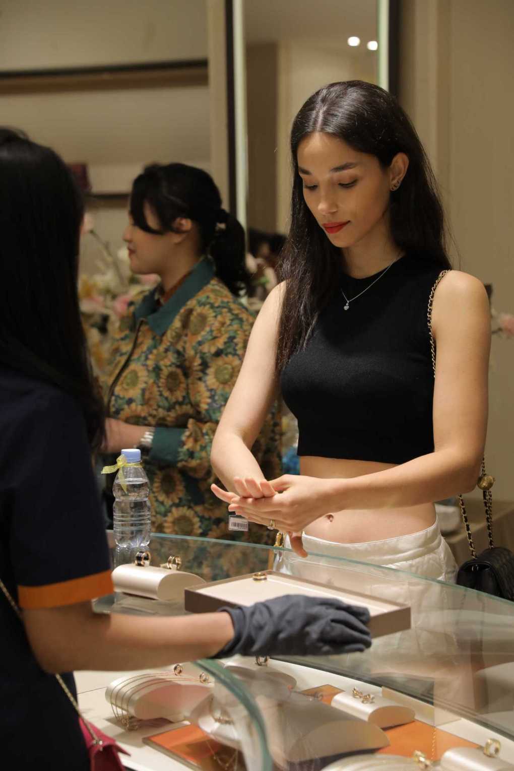 Bulgari rayakan International Women's Day dengan Bulgari Bulgari (BB) X LISA Blackpink, Rayakan International Women's Day, Bulgari kolaborasi bersama Lisa Blackpink yaitu Bulgari Bulgari (BB) X LISA Blackpink