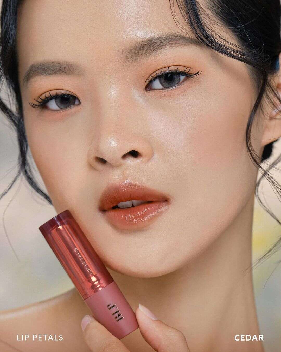 5 Rekomendasi Tinted Lip Balm Merek Lokal, Looking Fresh!