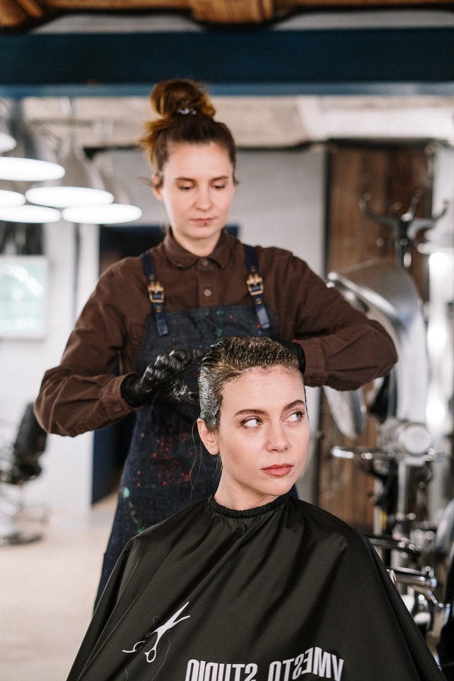 cara bleaching rambut pendek