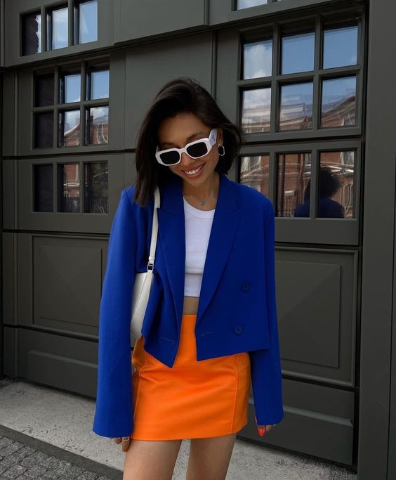 Kombinasi Warna Biru, Cocok untuk Berbagai Acara