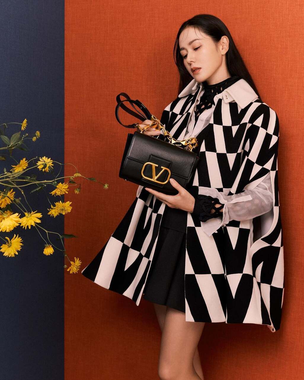 Chic dan Stylish! 5 Ide Workwear Wanita Ala Karakter KDrama!