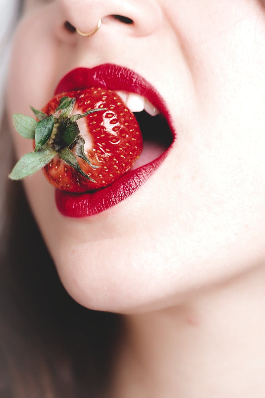 (Cara Memerahkan Bibir. Foto:Dok.Oleg Magni/Pexels)