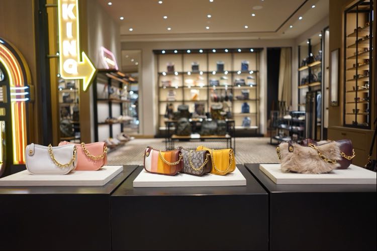 Koleksi Coach Fall 2021