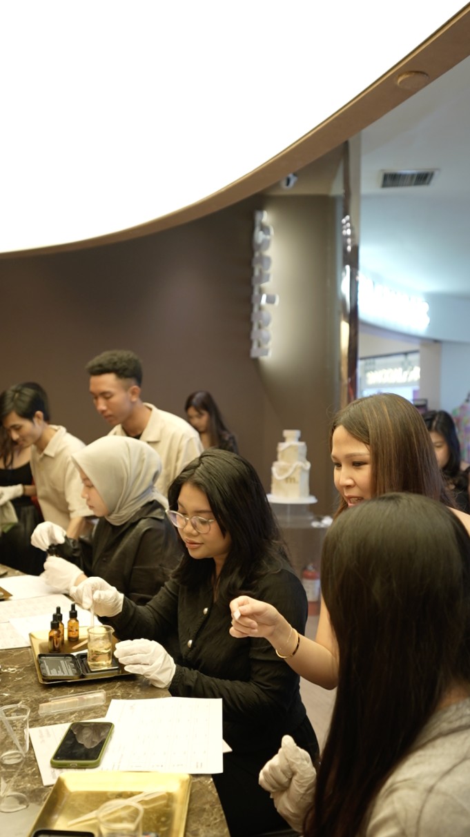 Custom Perfume at Mine. Perfumery