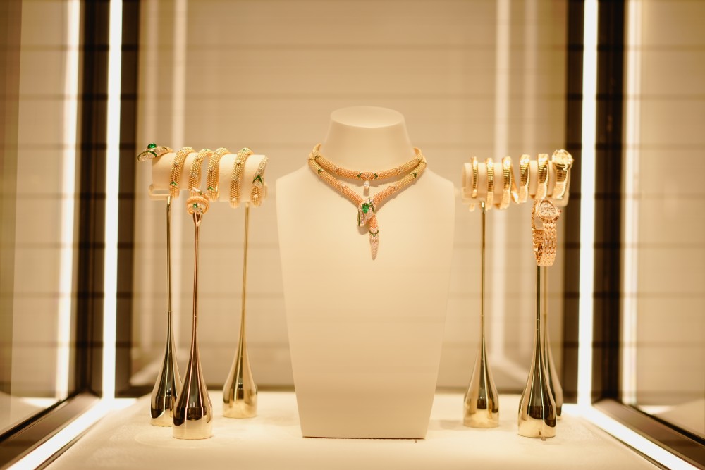 Bulgari rayakan 75 tahun Serpenti di The?Bulgari Serpenti 75 Years of Infinite Tales exhibition Seoul bersama Putri Marino