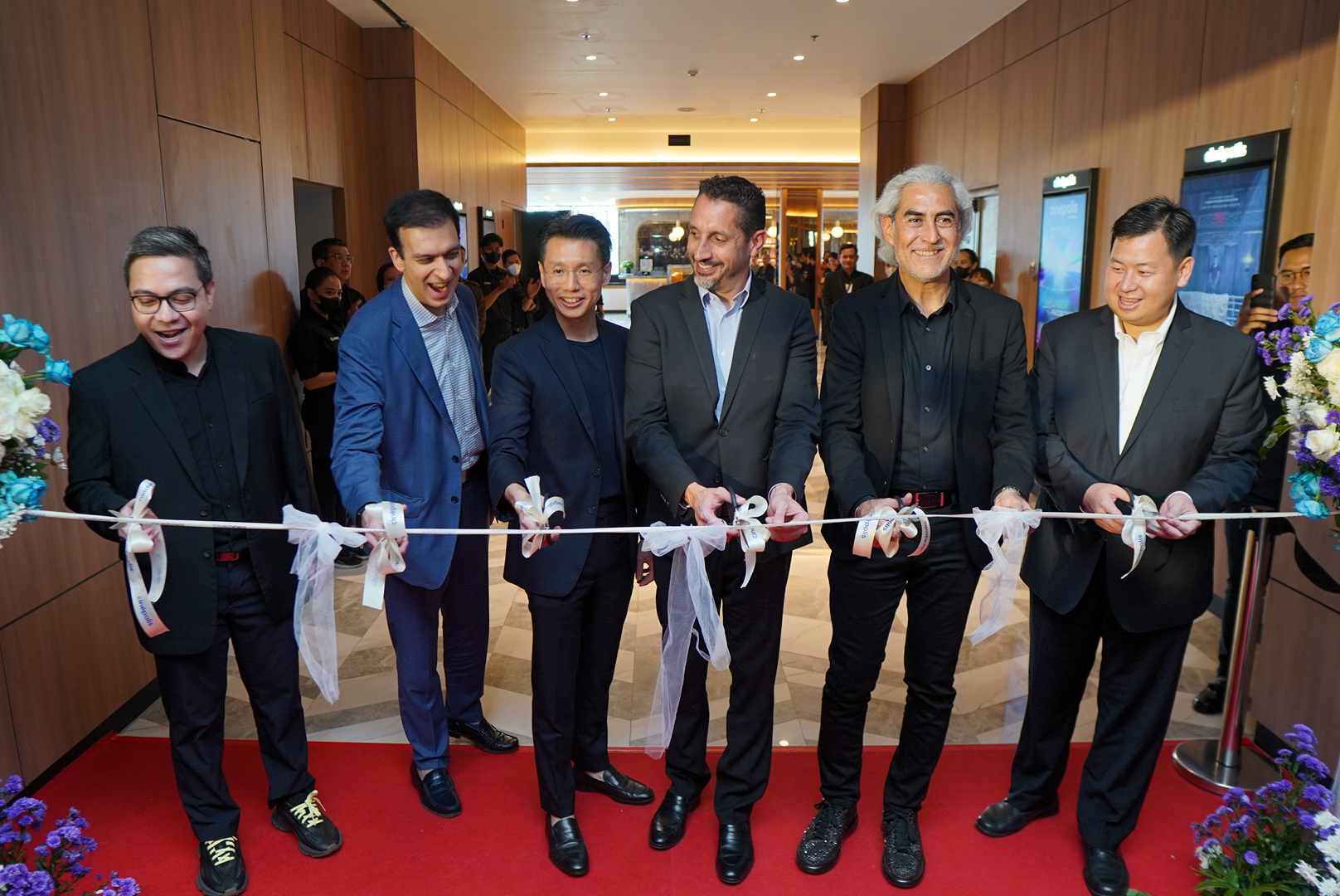 Cinépolis Cinemas. Biskop. Senayan Park. Sewu Dino.
