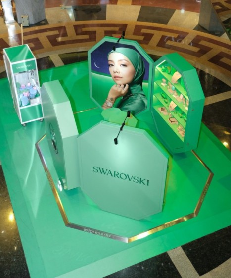 Swarovski telah membuka pop-up store-nya di Indonesia, Swarovski, Perhiasan, Kalung, Gelang, Cincin