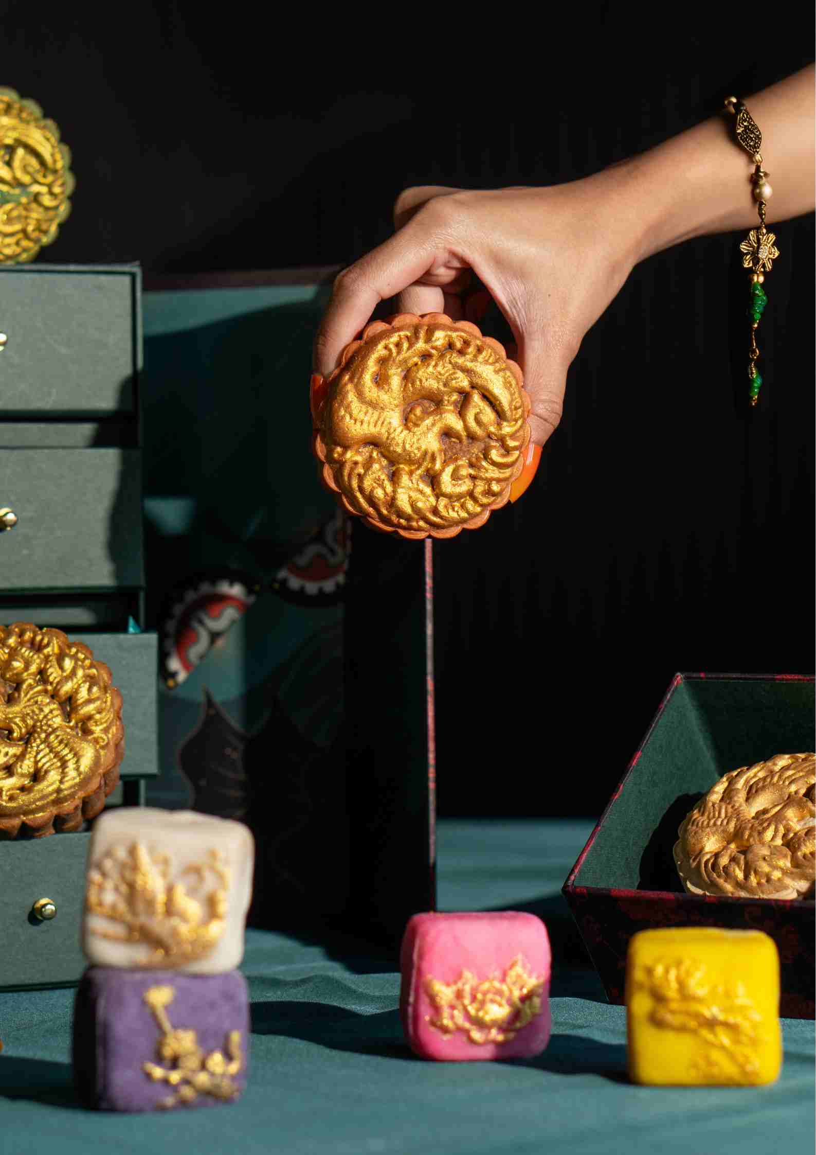 Kue bulan, Tradisional, Panggang, Lion X, Renaissance Bali Nusa Dua Resort, Festival Tengah Musim Gugur, Musim gugur