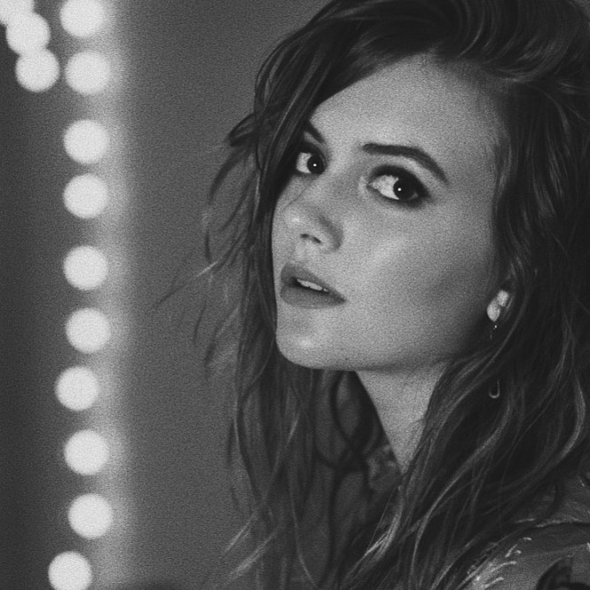 emilia jones, coda
