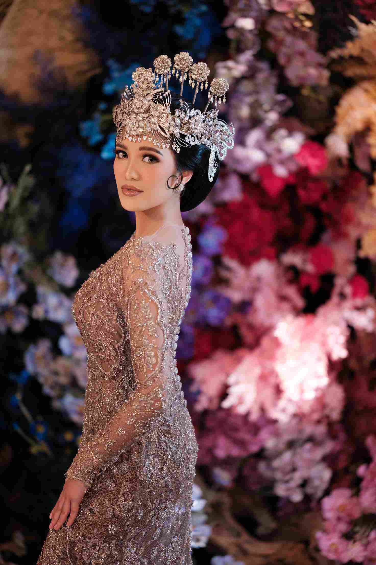 Exchange vows. Wedding fair. The Ritz-Carlton. Gaun nikah. Vendor nikah.