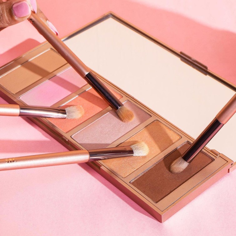 eyeshadow palette untuk pemula