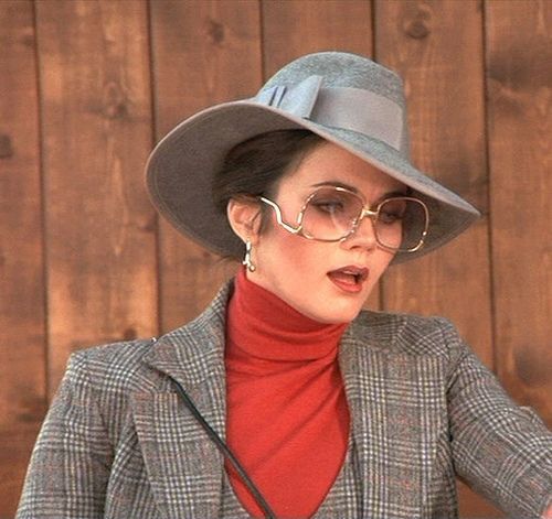 1970’s Fashion Trend! Masih Banyak Dipakai Sampai Saat Ini