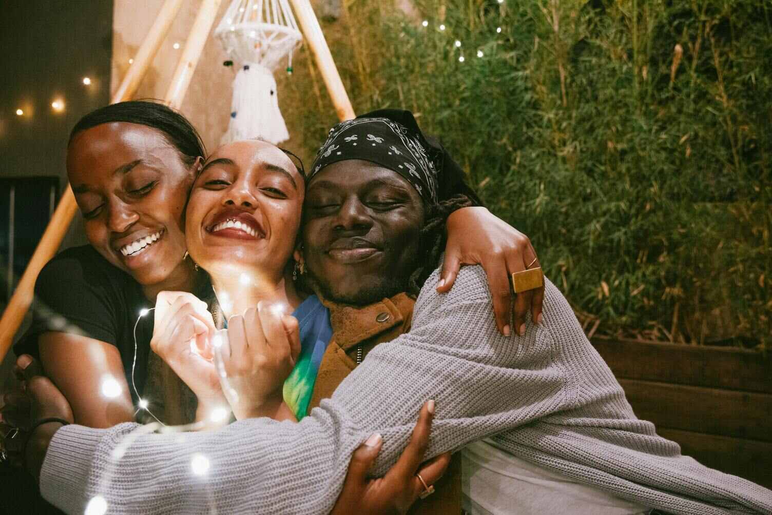 5 Cara Mudah Untuk Menjaga Hubungan Long Distance Friendship