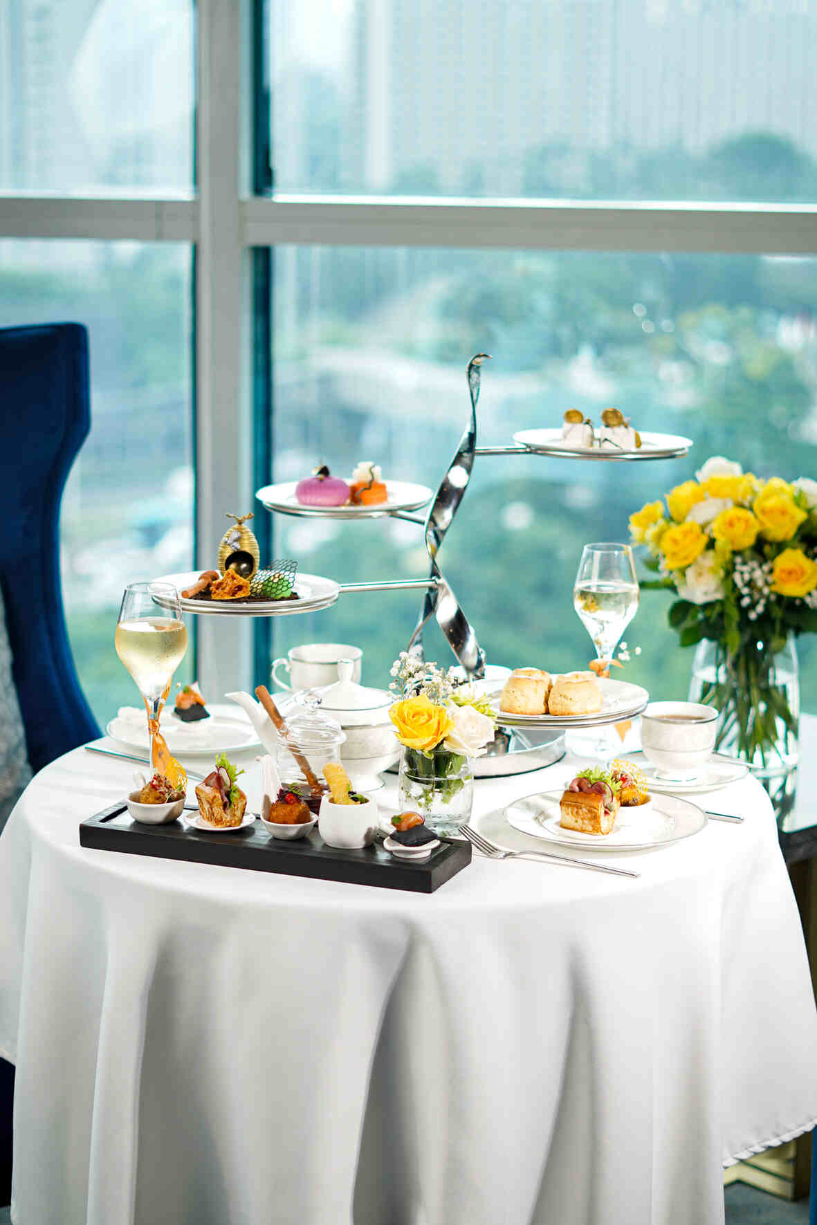 madu, bee, honey, afternoon tea, ritz carlton, hotel, Jakarta, dessert, lebah, Beema Honey, kuliner