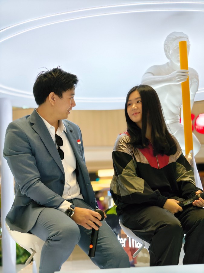 OPPO Reno10 Series 5G Pop-Up Event di Tunjungan Plaza Surabaya