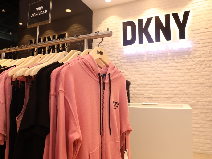 dkny buka gerai di plaza senayan jakarta