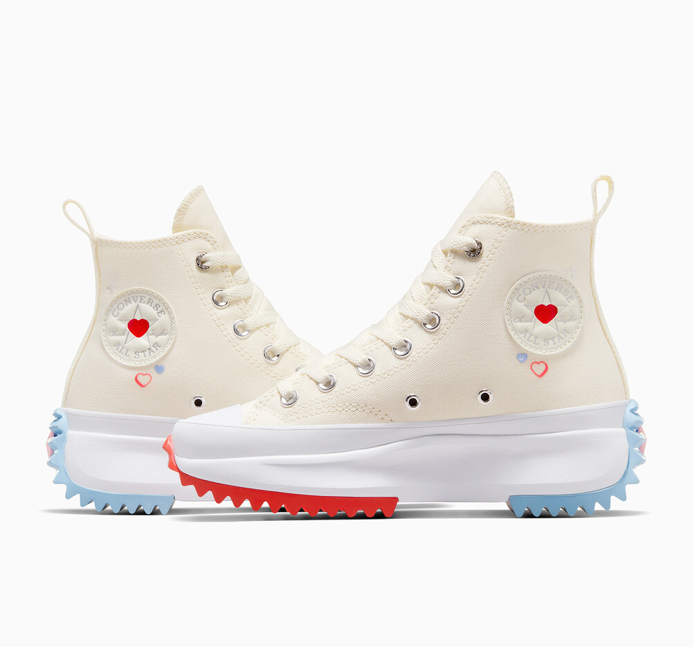 Telat Kasih Hadiah Valentine? Tenang, Ada Converse BeMyY2K!
