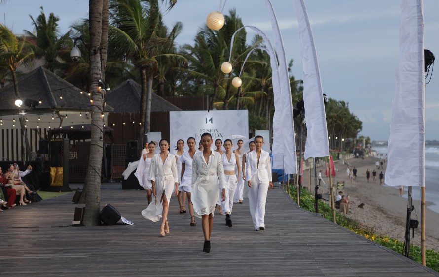 Fashion show Fusion Fashion Bali 2023 oleh MStyle
