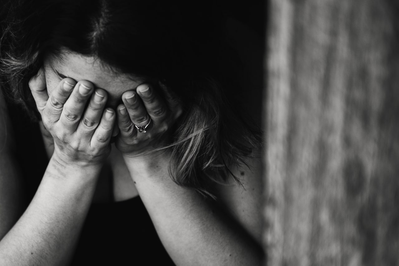 Alasan Wanita Menghindari Pria Yang Disukainya