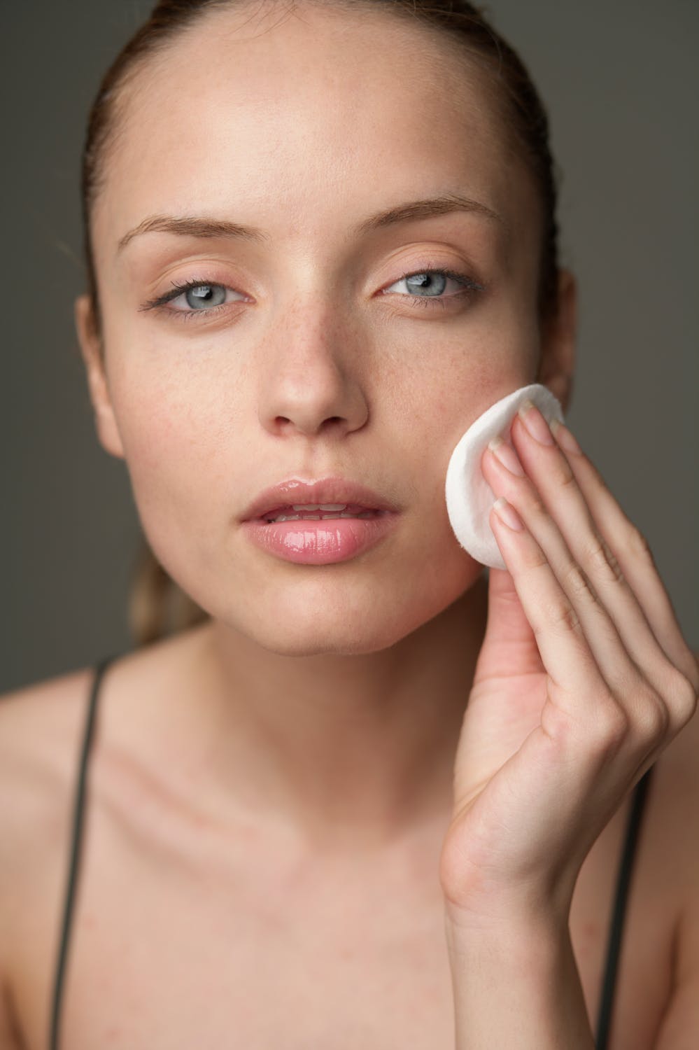 snail mucin, skincare korea, snail mucin korea, kecantikan, wajah mulus, menghilangkan bekas jerawat, menghidrasi kulit, kantung mata