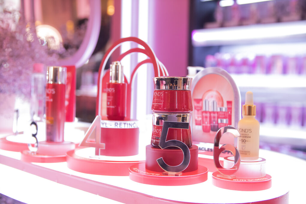Rangkaian Baru Pond's Age Miracle Cegah Penuaan Dini