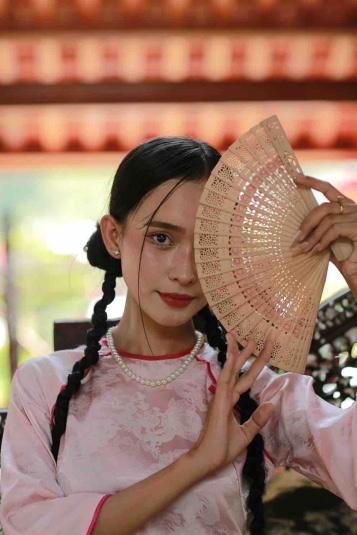 inspirasi rambut yang cocok untuk Chinese New Year, inspirasi rambut, Chinese New Year, braid hair, hair bun